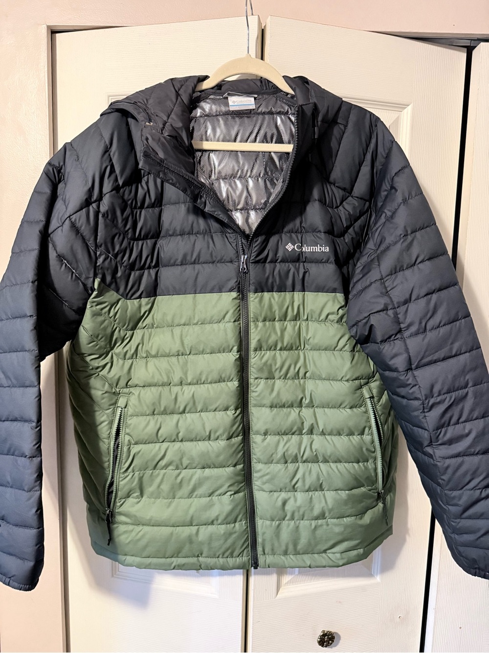 Columbia Two-Tone Black and Olive Green Quilted Hooded Puffer Jacket